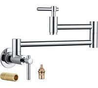 Rubinetto da cucina a parete con spruzzatore estraibile per una facile pulizia del lavandino