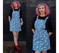 Run and Fly Bello Inquietante Stampa Salopette Pinafore Abito 8-26 Pastello Goth