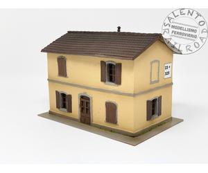 S.F. E009 tipico casello ferroviario ITALIANO invecchiato stile FS 1:87