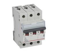 S303 TX3 INTERRUTTORE DI PROTEZIONE SOVRACORRENTE C 3A 3P 403539