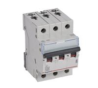S303 TX3 INTERRUTTORE DI PROTEZIONE SOVRACORRENTE D 32A 403758