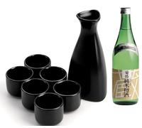 Sakè Giapponese Daigin-Shu 720ml 15% con set di 2 Bicchierini e Caraffa da Sakè in ceramica