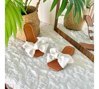 Sandali bianchi piatti con fiocco decorativo per ragazze di età compresa tra 5 e 20 anni, adatti per vacanze estive in spiaggia, con suola morbida antiscivolo, leggeri e confortevoli, ciabatte da spia