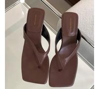 Sandali con tacco alto francesi, nuovi sandali estivi da donna in pelle con cinturino sulla punta e tacco a spillo, infradito con tacco a gattino CN35,CN36,CN37,CN38,CN39,CN40,CN41,CN42Colore unico