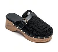 Sandali estivi alla moda con zeppa intrecciata e platform Caratteristiche principaliModello slip-on: filtro-glisser per una mise en place rapidaSposi: boucle pregiato e inmanutenibileEmpiècement ajour