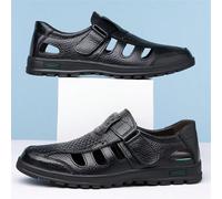 Sandali estivi casual vuoti per uomo con design 2024, scarpe slip-on traspiranti e alla moda per padri, disponibili in taglie grandi CN38,CN39,CN40,CN41,CN42,CN43,CN44,CN45,CN46,CN47,CN48Colore unicoM