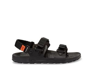 Sandali Restrap X Quoc Noir