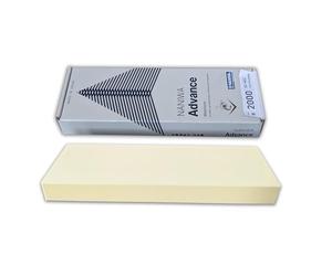 Sanelli Ambrogio, Naniwa Super Stone, Pietra Affilacoltelli Professionale, Grana #2000, Ideale per la Finitura di Coltelli per Pesce Crudo, Frutti di Mare, Verdura, Splash&Go, Made in Japan
