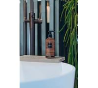 Sapone mani Woodland Con il sapone liquido VINOSO anche un’attività così comune come lavarsi le mani diventerà il tuo rituale piacevole preferito.