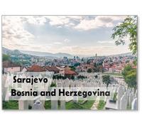 SARAJEVO, BOSNIA ed HERZEGOVINA - : Cimitero musulmano di Kovaci dedicato alle vittime della guerra in Bosnia, a Sarajevo, Bosnia ed Erzegovina., Calamita da frigorifero