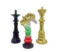 Scacchi decorativi trio reale - statuette in resina di re, regina e cavaliere Chess set, ideale per la mostra in casa o come pezzo da collezionismo. (E)