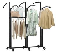 Scaffale diritto dell'indumento del pavimento regolabile con le braccia curve per l'esposizione della boutique e l'organizzazione al minuto dell'abbigliamento