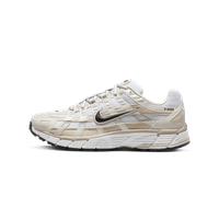 Scarpa Nike P-6000 - Donna - Marrone 43