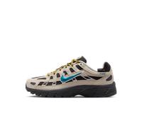 Scarpa Nike P-6000 Premium - Ragazzo/a - Marrone 37.5