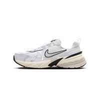 Scarpa Nike V2K Run con dettagli rifrangenti - Donna - Bianco 40