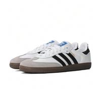 Scarpe casual classiche retrò Samba OG unisex, basse B75806 Nato sul campo di calcio, Samba è un'icona intramontabile dello street style. Rimanendo fedele alla sua storica eredità, questa silhouette p