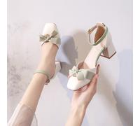 Scarpe da donna alla moda per l'autunno/inverno, con tacco alto. Classiche pumps in pelle PU con punta quadrata. Scarpe con effetto color block e design traforato. Scarpe con fiocco decorativo in tess