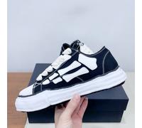 Scarpe da skateboard basse, antiscivolo, resistenti all'usura e leggere, in collaborazione tra MMY Maison Minara Yasuhiro e un famoso designer, modello classico, colori bianco e nero, adatte per campu