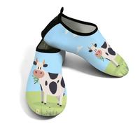 Scarpe da spiaggia per donne e uomini, ad asciugatura rapida, traspiranti, per nuoto, antiscivolo, a piedi nudi, per surf in piscina, motivo mucca divertente su prateria, cielo blu, Blu verde, 6/7 UK