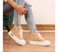 scarpi sportivi con platform e lacci, con toppe a forma di cuore, disponibili in più colori Scopri questi cestini da donna con plateau e lacci, ideali per dare un tocco originale alla tua collezione d