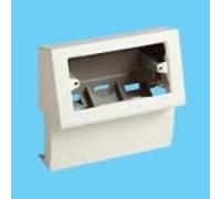 Scatola Porta Apparecchi Uniersale Scni 4-3 W ( BOCCHIOTTI cod. B03587 )
