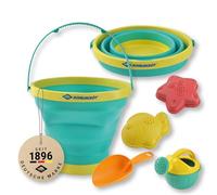 Schildkröt Set di giocattoli per la sabbia Bucket Crew | Secchio pieghevole da 2 litri, paletta, 2 stampi, annaffiatoio | Giocattolo per bambini dai 18 mesi in su | Include custodia