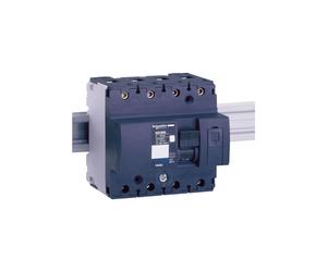 Schneider Electric 18653, Interruttore magnetotermico 4P Tipo C