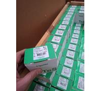 Schneider Electric LUCB32BL NUOVO X1 PEZZI