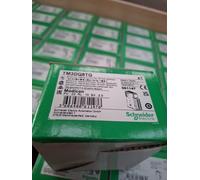 Schneider Electric TM3DQ8TG nuovi pezzi X1
