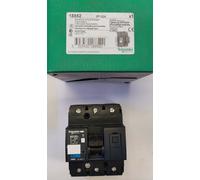 Schneider - Interruttore automatico 3P 32A 50KA NG125L 8KV 380/415V - 18852