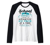 School Nurses Saving The World One Ice Pack At A Time Maglia con Maniche Raglan
