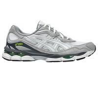 Scopri le Asics GEL-NYC, le sneakers che uniscono il design retrò-running ann...