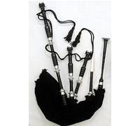 Scottish Highland Bagpipes realizzato in legno di rosa di colore nero, completo di nichel argento supporti con cordoncino nero e tartan.