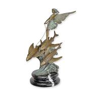 Scultura in bronzo a forma di fata dell'oceano che cavalca pesci volanti, fusione a cera persa, vero bronzo su base di marmo, statua mitologica fantasy da 37,5 cm