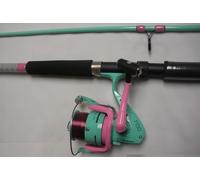 Sea Striker PT50/SS80PG Combo Di Canne Da Surf Spinning 8Ft Con Filo