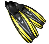 SEAC F 100 PRO, Pinne da Subacquea Leggera a Scarpetta Chiusa, per Immersioni e Snorkeling Unisex Adulto, Giallo, 44/45 EU