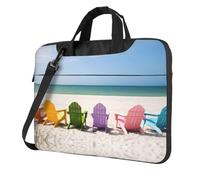Sedie classiche accanto al cielo blu mare borsa per laptop valigetta pad notebook scomparto elegante business bag ufficio separato