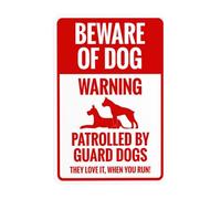 Segnale di avvertimento con scritta in inglese "Warning Patrolled By Guard Dogs They Love It When You Run, Beware of Dog", per affari, casa, esterni, interni, parete, sicurezza, sicurezza, decorazione