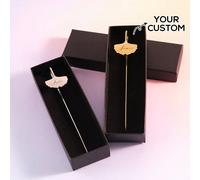 Segnalibri in metallo personalizzati a forma di foglia di Ginkgo Biloba - Eleganti segnalibri a forma di foglia d'argento e d'oro con opzioni di nome personalizzato, confezionati in una scatola nera e