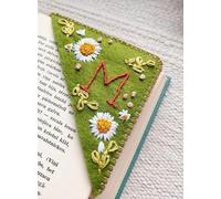 Segnalibro ad angolo ricamato a mano con 26 lettere, Segnalibro con lettera ad angolo in feltro cucito a mano personalizzato, Segnalibro a triangolo in feltro con fiore carino ( Color : Summer , Size