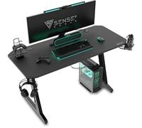 SENSE7 Scrivania Gaming 140x60 cm con Porta Controller e Gancio Cuffie | Superficie in Fibra di Carbonio, Portabevande Integrato, Per PC Studio Cameretta, Uso Quotidiano, Postazione Casa