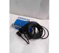 SENSORE FOTOELETTRICO/PHOTOELECTRIC SWITCH OMRON E3S-BT81