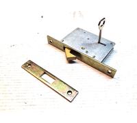 Serratura a Gancio per Cancelli Porte Scorrevoli Chiave Art. 551 E 50 MG