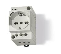 Servizio presa modulo 2P+Z 16A con LED 7U.00.8.230.0010