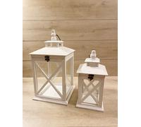 Set 2 Lanterne Portacandele In Legno Bianco Shabby Chic 16x16x32cm/24x24x44cm