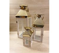 Set 3 Lanterne In Legno Shabby Chic Con Cappelliera In Metallo Martellato Oro
