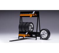 ixo Modellismo auto statico Set 4 ruote Penta Chrome Scala 1:18 con cavalletto