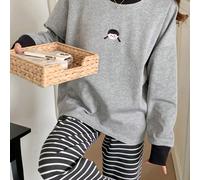 Set casual comodo da 2 pezzi, con top a maniche lunghe con collo a giro e ritratto ricamato, e pantaloni a righe bianco e nero, perfetto per la stagione autunnale/invernale 14Y,12Y,13Y,15YA striscePol