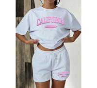 Set casual da donna minimalista in 2 pezzi, composto da t-shirt larga con grafica a lettera e pantaloncini, set con logo "California West Coast", colore grigio chiaro, outfit da fitness e jogging, ada
