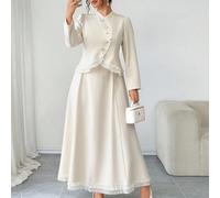 Set da 2 pezzi composto da: Camicia con colletto alto, maniche lunghe, placchetta irregolare con bottoni dorati, vita stretta, orlo a balze, e gonna con vita stretta, orlo a balze a forma di ombrello.